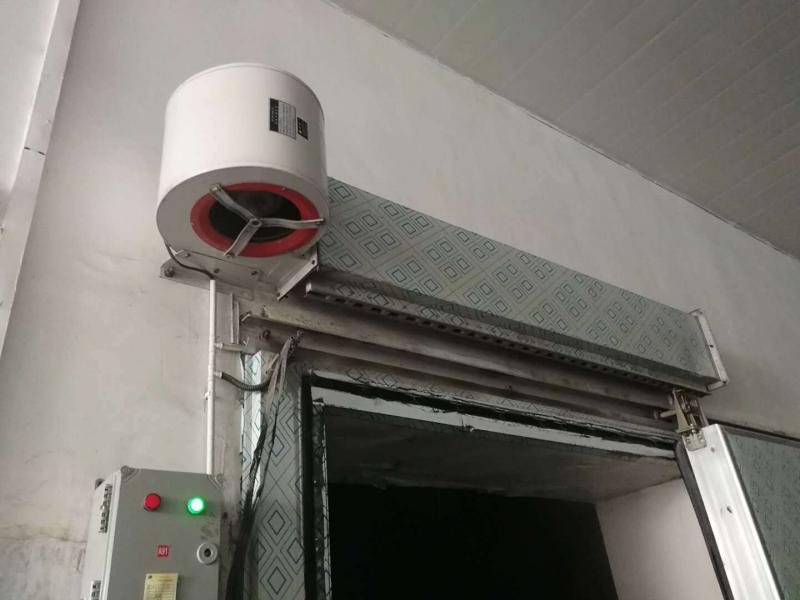 為什么冷庫門口要安裝風(fēng)幕機？風(fēng)幕機具有多重實用價值